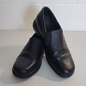 I ❤️ Comfort Black Leather Slip-on Loafers Detail Stitching Shoes Rubber Soles